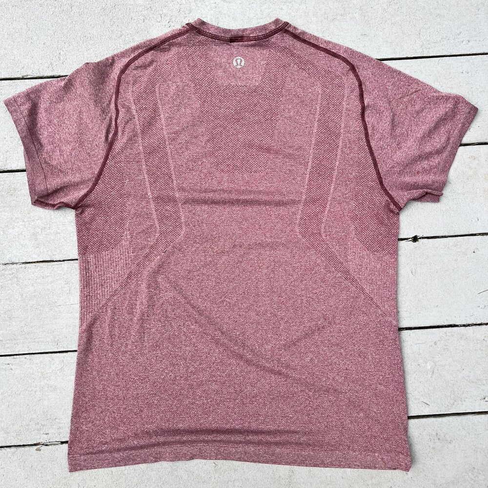 Lululemon Maroon Short Sleeve T-Shirt Men's-Size M